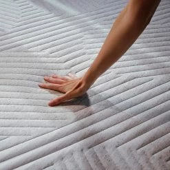 Memory Foam Casper Wave Hybrid Snow Mattress