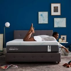 Tempur-Pedic Tempur-Adapt Medium Hybrid Mattress Twin